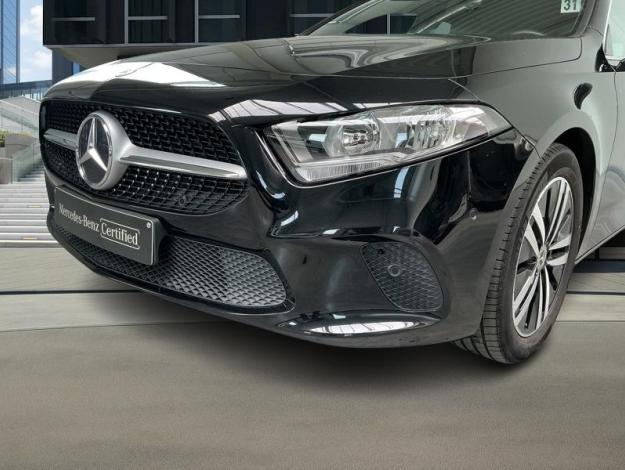 MERCEDES-BENZ A 180 Progressive  