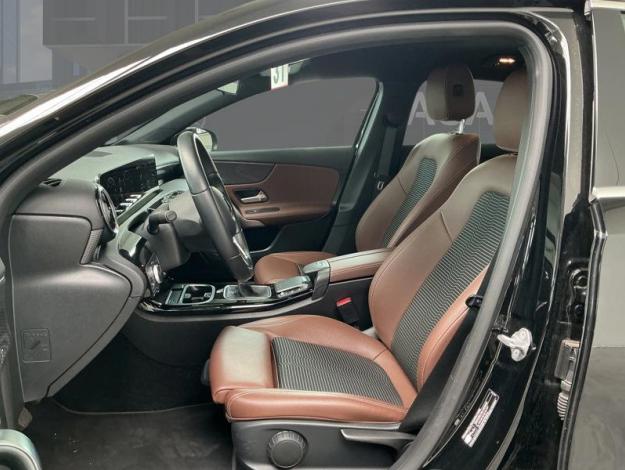 MERCEDES-BENZ A 180 Progressive  