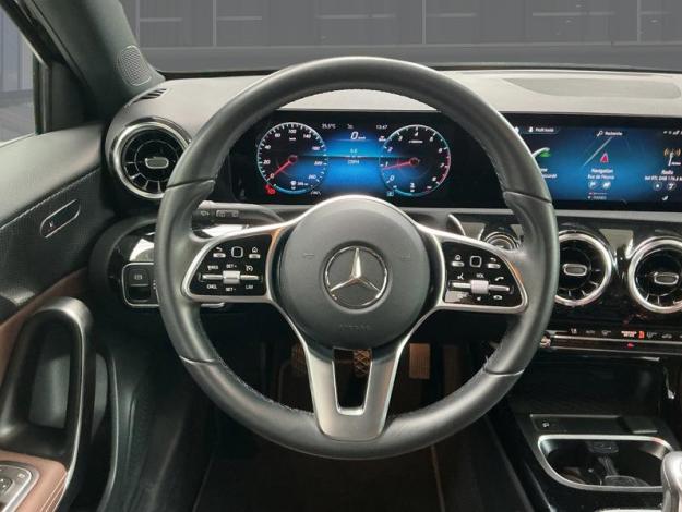 MERCEDES-BENZ A 180 Progressive  