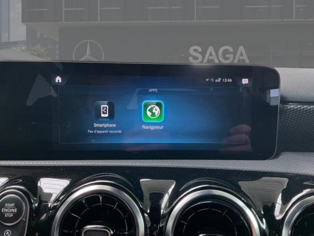 MERCEDES-BENZ A 180 Progressive  