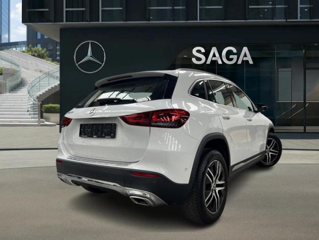 MERCEDES-BENZ GLA 200 d Progressive  