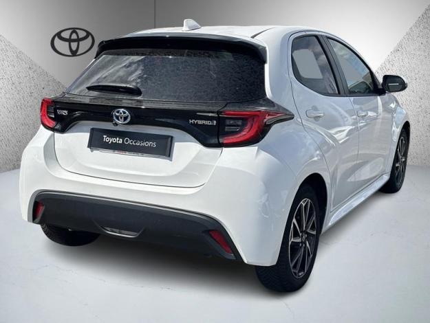 TOYOTA Yaris 116h Design  