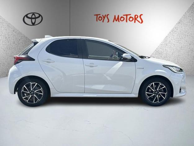 TOYOTA Yaris 116h Design  