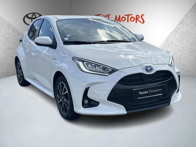 TOYOTA Yaris 116h Design  