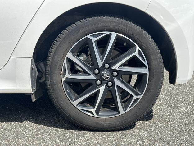 TOYOTA Yaris 116h Design  