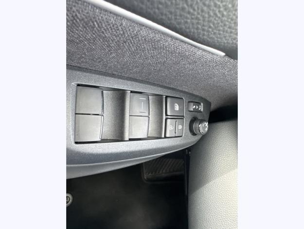 TOYOTA Yaris Cross 116h Design   