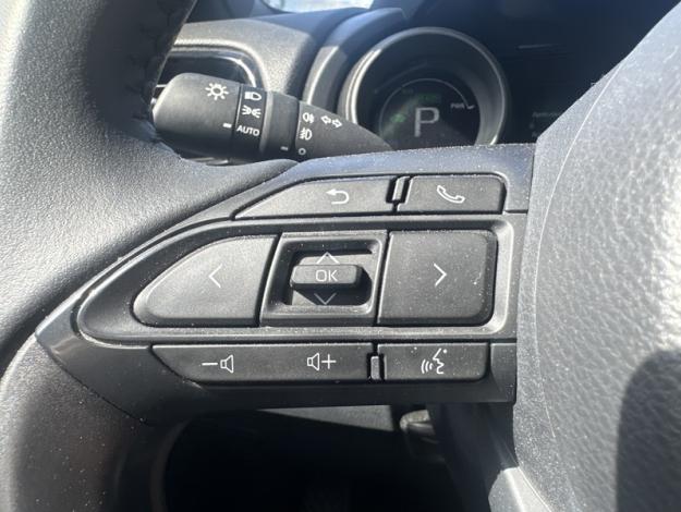 TOYOTA Yaris Cross 116h Design Cargo   