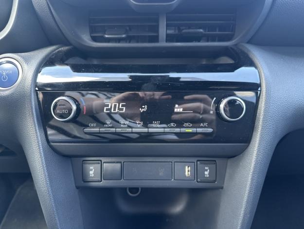 TOYOTA Yaris Cross 116h Design Cargo   