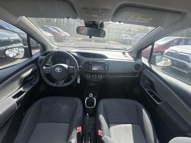 TOYOTA Yaris 70 VVT-i Ultimate  