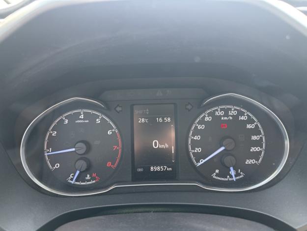 TOYOTA Yaris 70 VVT-i Ultimate  