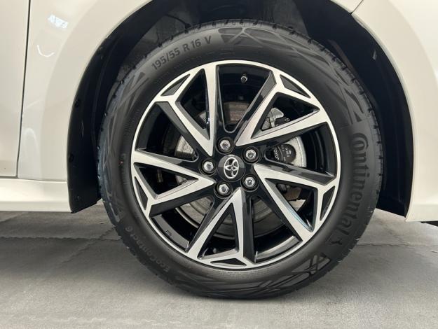 TOYOTA Yaris 116h Design  PACK CONFORT 