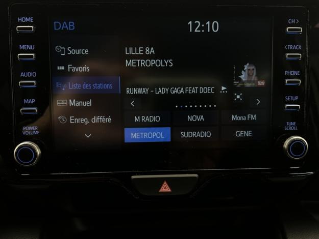 TOYOTA Yaris 116h Design  PACK CONFORT 