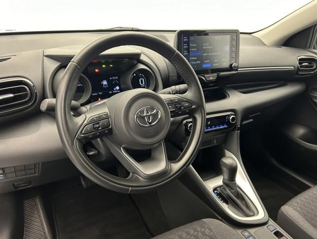 TOYOTA Yaris 116h Design  PACK CONFORT 