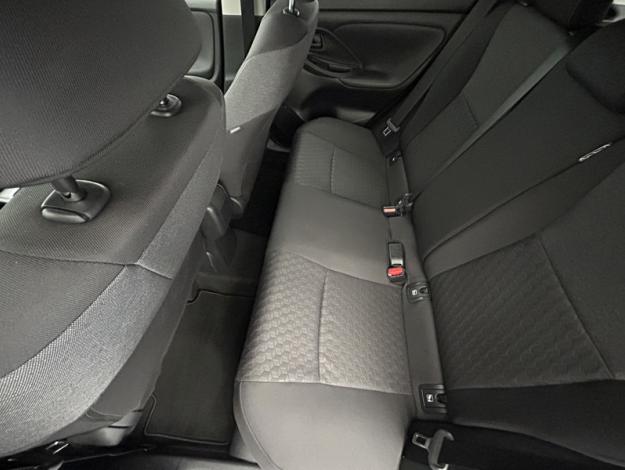 TOYOTA Yaris 116h Design  PACK CONFORT 