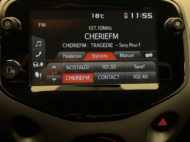 TOYOTA Aygo 1.0 VVT-i x-play  