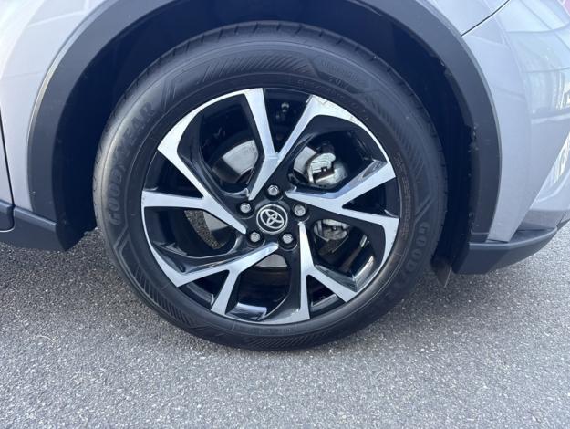 TOYOTA C-HR 122h Edition  
