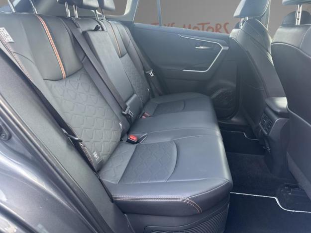 TOYOTA RAV4 222h Trail AWD  