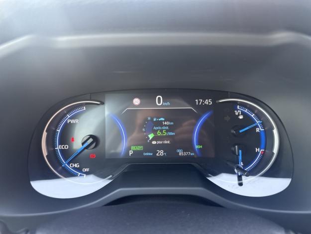TOYOTA RAV4 222h Trail AWD  