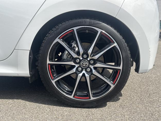 TOYOTA Yaris 116h GR SPORT  
