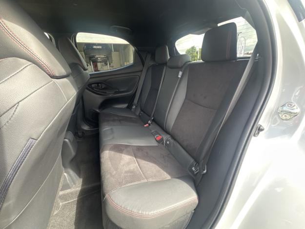 TOYOTA Yaris 116h GR SPORT  