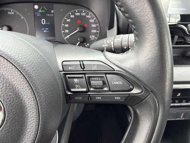 TOYOTA Yaris 116h Dynamic  
