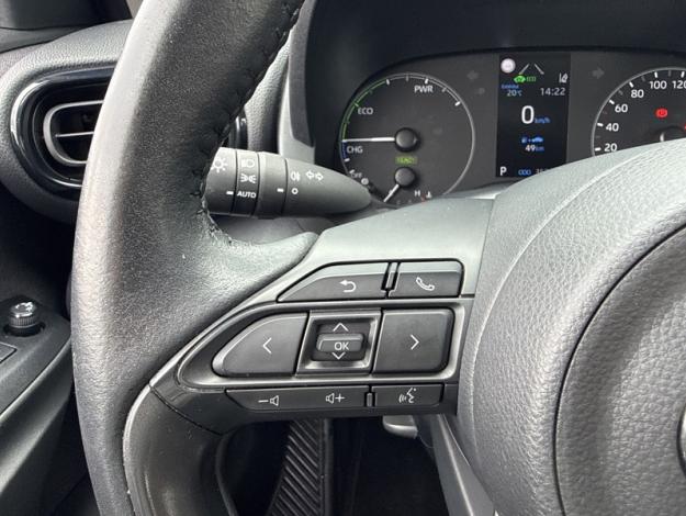 TOYOTA Yaris 116h Dynamic  