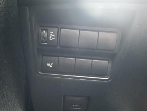 TOYOTA Yaris 116h Premiere  