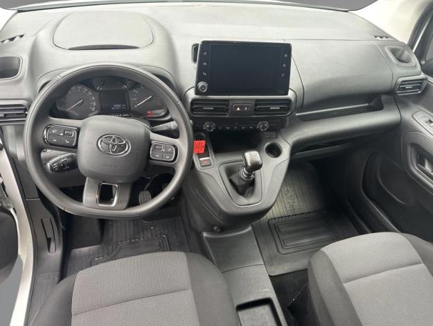 TOYOTA Proace City 1.5 MEDIUM 130 D-4D BUSINESS  
