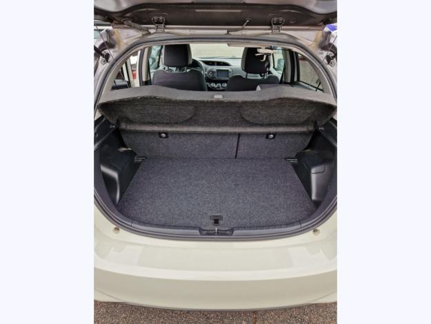 TOYOTA Yaris 110 VVT-i Design Y20  