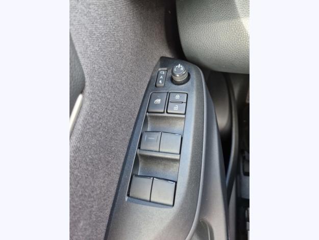 TOYOTA Yaris Cross 1.5 HYBRID 116H DESIGN    