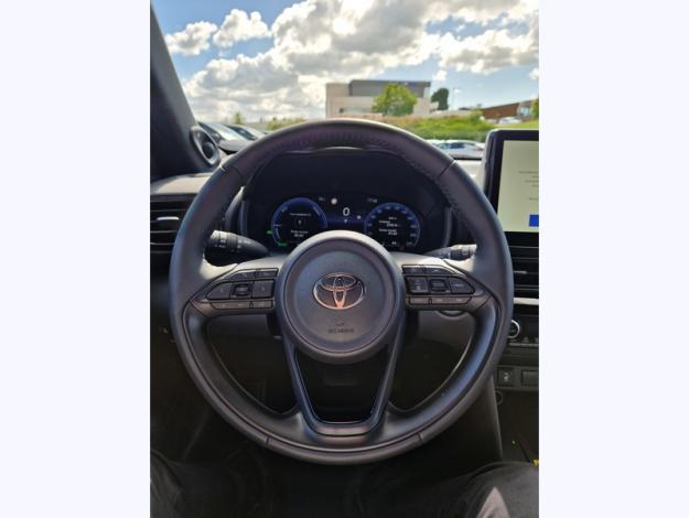 TOYOTA Yaris Cross 1.5 HYBRID 130H TRAIL    