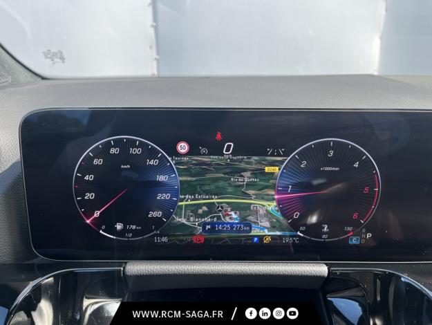 MERCEDES-BENZ GLA 200 d AMG Line  