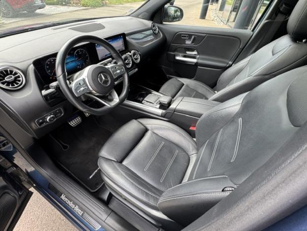 MERCEDES-BENZ GLA 200 d AMG Line  