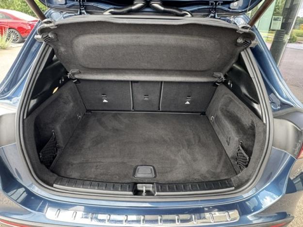 MERCEDES-BENZ GLA 200 d AMG Line  