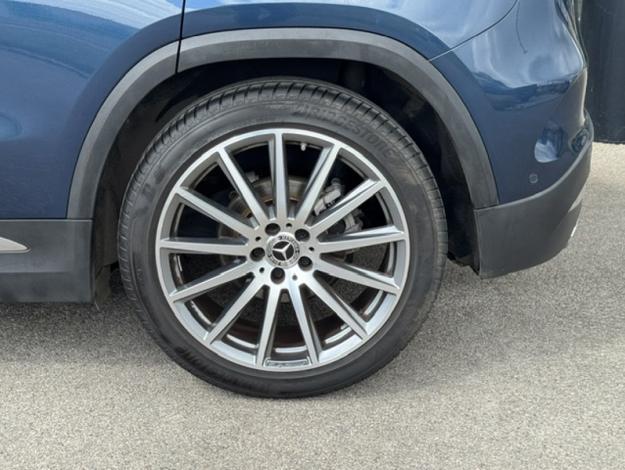 MERCEDES-BENZ GLA 200 d AMG Line  