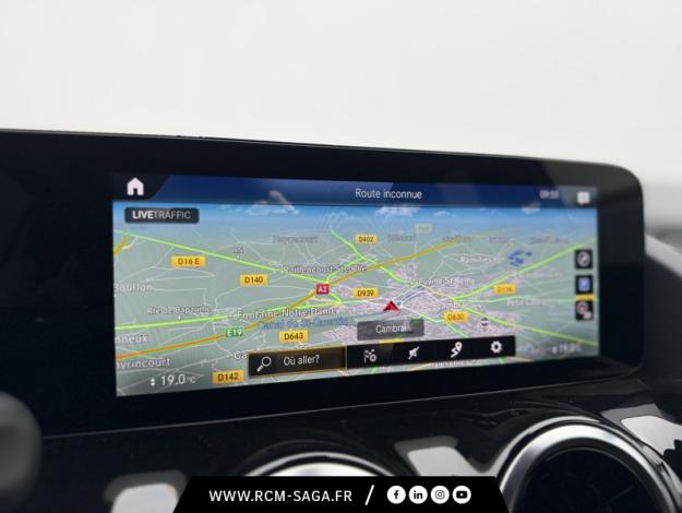 MERCEDES-BENZ GLA 200 d AMG Line  