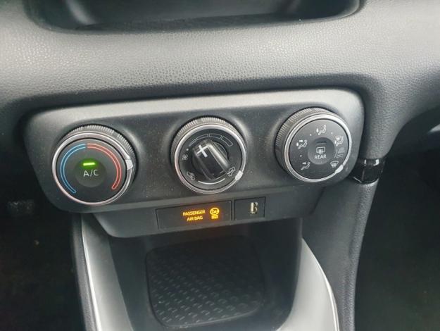TOYOTA Yaris 120 VVT-i Dynamic   