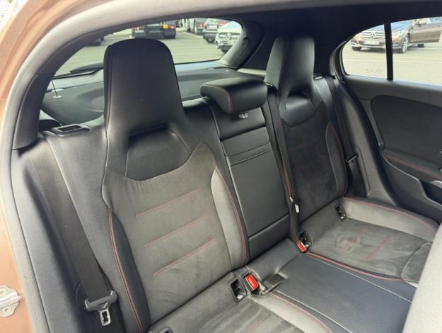 MERCEDES-BENZ Classe A 200 AMG Line  