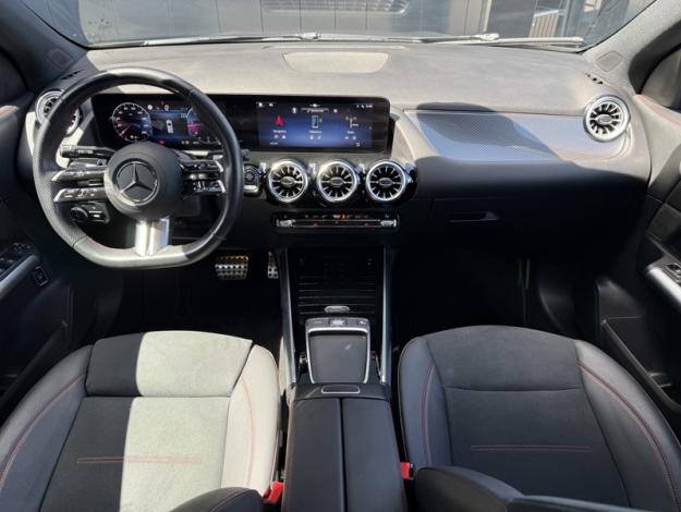 MERCEDES-BENZ GLA 200 d AMG Line  