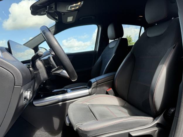 MERCEDES-BENZ GLA 200 d AMG Line  