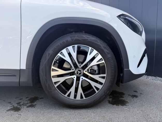 MERCEDES-BENZ GLA 200 d Progressive Line  