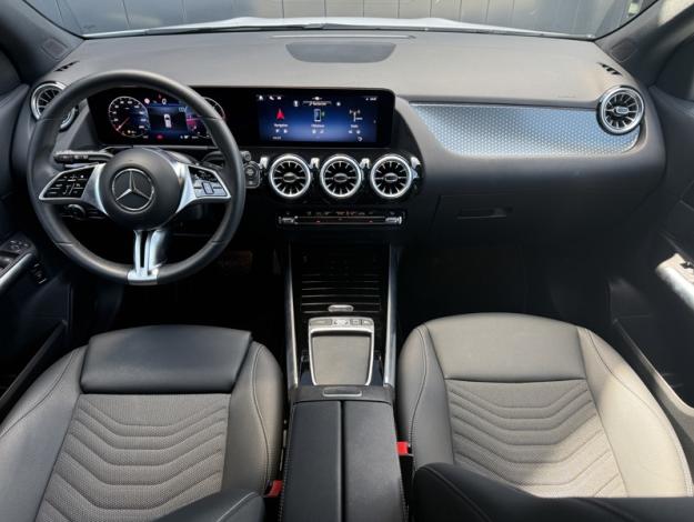 MERCEDES-BENZ GLA 200 d Progressive Line  