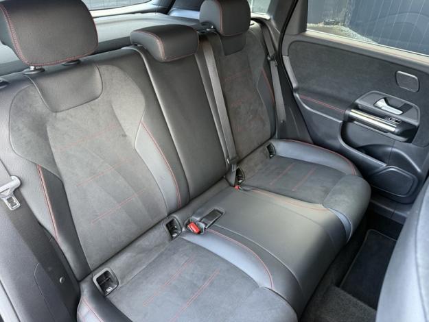 MERCEDES-BENZ Classe B 200 d AMG Line Edition  