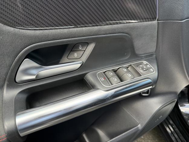 MERCEDES-BENZ Classe B 200 d AMG Line Edition  