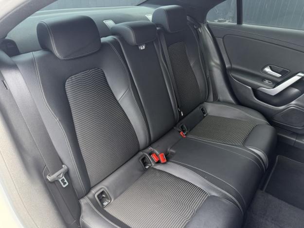 MERCEDES-BENZ CLA Coupé CLA 200 d Coupé Business Line  