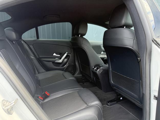 MERCEDES-BENZ CLA Coupé CLA 200 d Coupé Business Line  