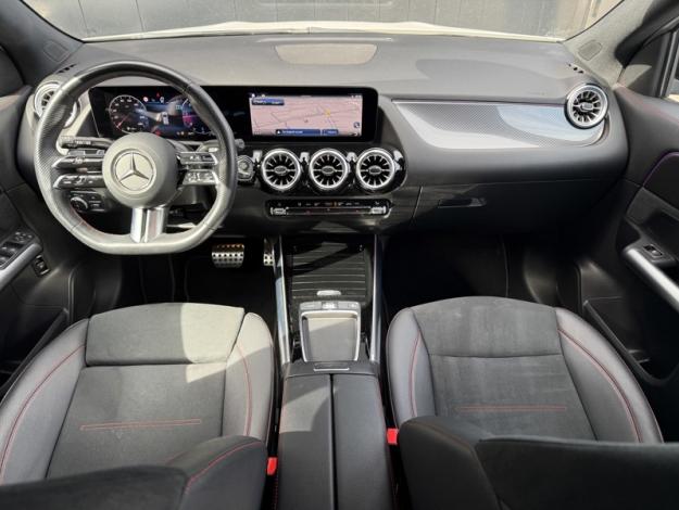 MERCEDES-BENZ GLA 200 d AMG Line  