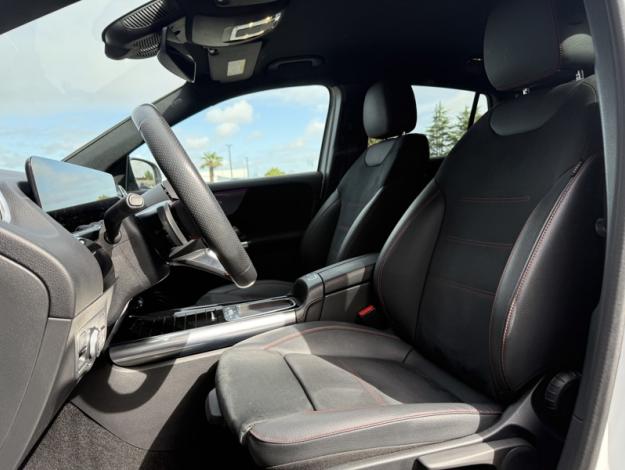 MERCEDES-BENZ GLA 200 d AMG Line  