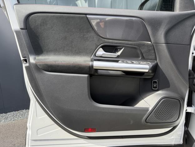 MERCEDES-BENZ GLA 200 d AMG Line  