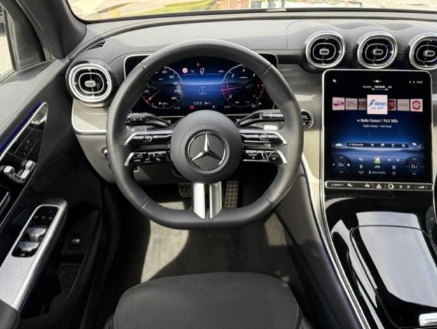 MERCEDES-BENZ GLC 200 d 4M AMG Line Toit Pano  
